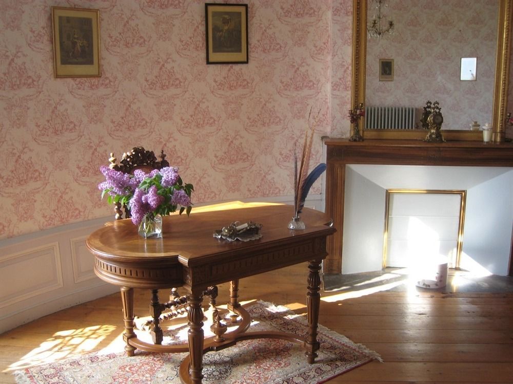 Bed and Breakfast Chateau De Puyrigaud Léoville Exteriér fotografie